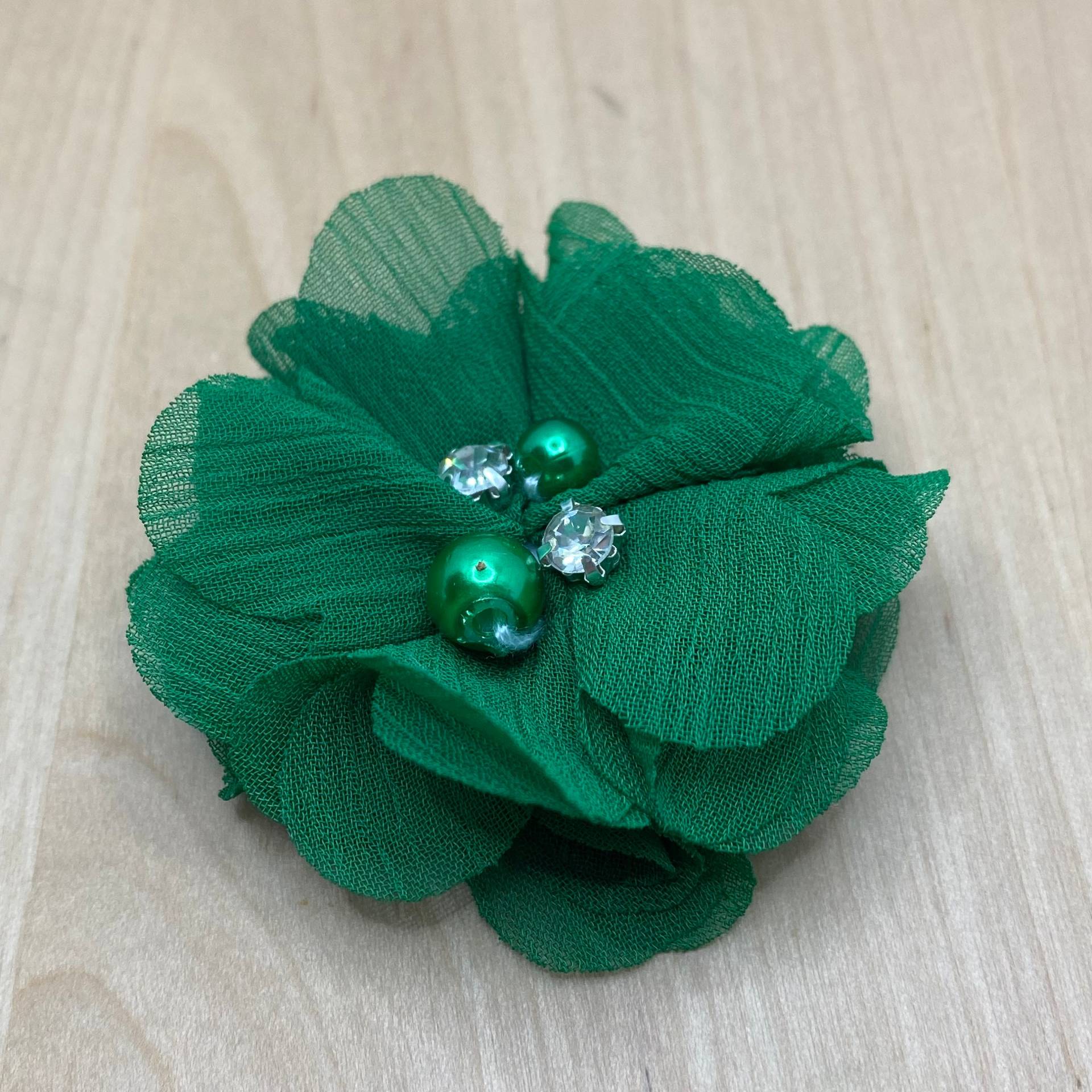 Dunkelgrüne Stoff Blüten Aus Chiffon Mit Perle & Glitzer - Ca. 5 cm Floral Applikation Diy Upcycling Nähen Garten Blumen #4 Fb. 9 Dunkelgrüne Stoff Blüten Aus Chiffon Mit Perle & Glitzer - Ca. 5 cm Floral Applikation Diy Upcycling Nähen Garten Blumen #4 Fb. 9 von PATCHERIA