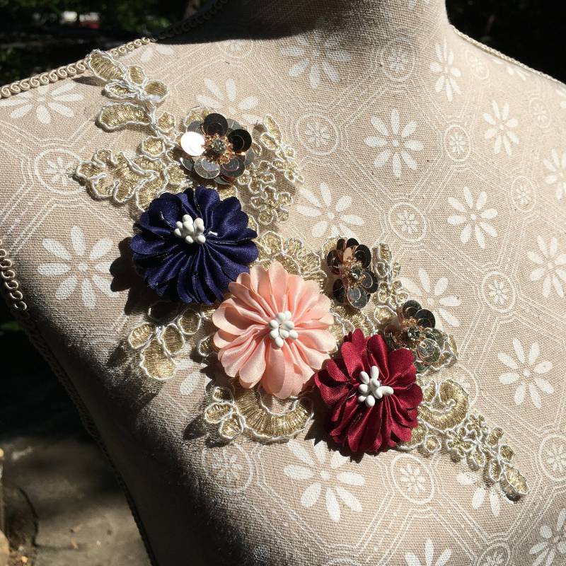 Edle Spitzenapplikation Zum Aufnähen - Goldene Spitze Mit Blüten & Pailetten Blumen Hochzeit Party Festlich Diy #42 von PATCHERIA
