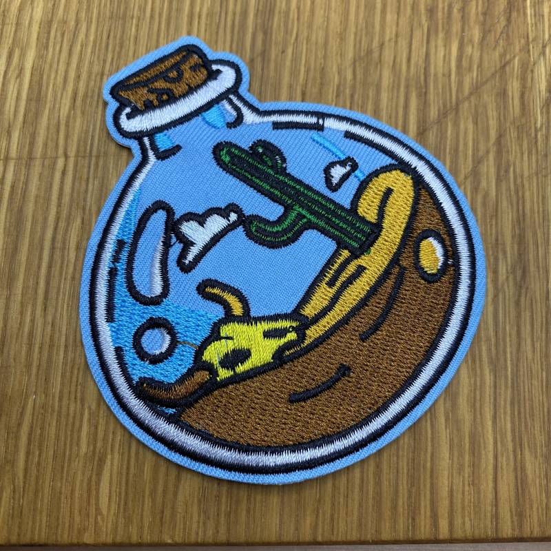 Flasche Mit Wüste & Kaktus Patch Zum Aufbügeln - Ca. 9cm X 8cm Terrarium Backpacking Reise Urlaub Wandern Camping Flasche Mit Wüste & Kaktus Patch Zum Aufbügeln - Ca. 9cm X 8cm Terrarium Backpacking Reise Urlaub Wandern Camping von PATCHERIA