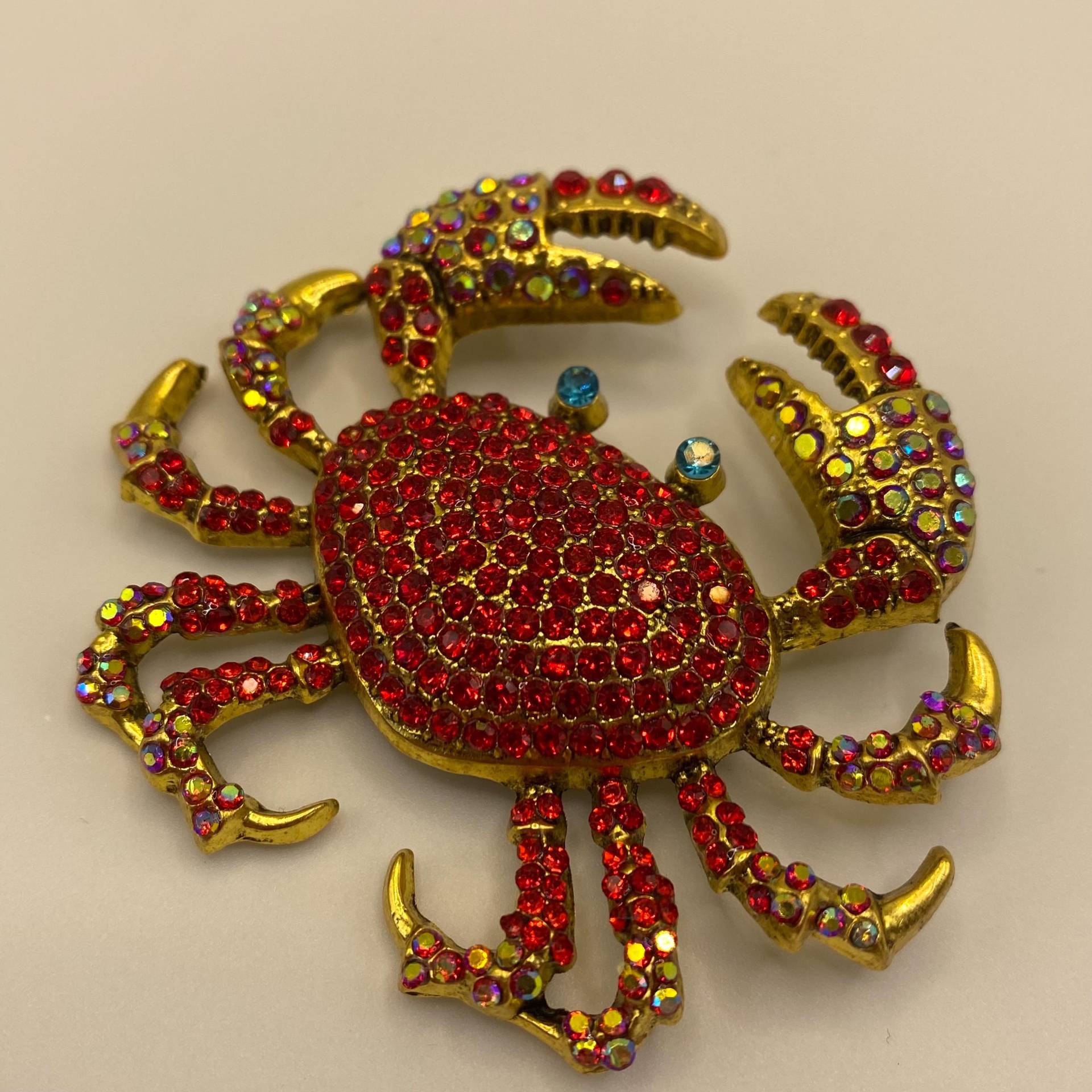 Funkelnde Krabben Brosche Rote Glitzersteine 6, 5 X 5, 5 cm - Edler Boho Krebs Anstecker Sommer Urlaub Hummer Krustentier Funkelnde Krabben Brosche Rote Glitzersteine 6, 5 X 5, 5 cm - Edler Boho Krebs Anstecker Sommer Urlaub Hummer Krustentier von PATCHERIA
