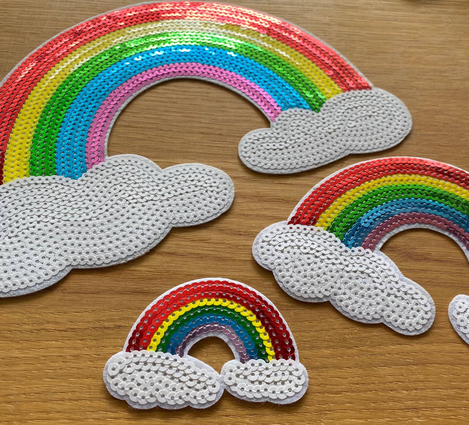 Funkelnder Regenbogen Patch Mit Pailletten - 3 Größen Lgqb Gay Pride Diy Liebe Wetter Bunt Himmel Funkelnder Regenbogen Patch Mit Pailletten - 3 Größen Lgqb Gay Pride Diy Liebe Wetter Bunt Himmel von PATCHERIA