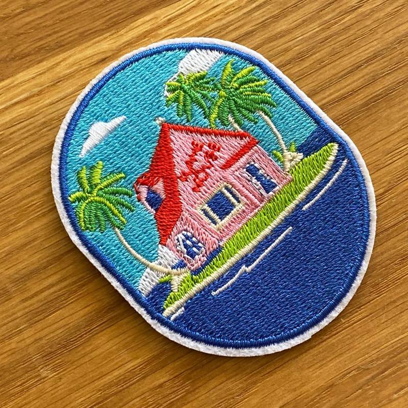 Haus Auf Einsamer Inseln Patch Zum Aufbügeln - 7 X 5, 5cm Urlaub Aussteiger Entspannung Frieden Einsamkeit Backpacking Campen Haus Auf Einsamer Inseln Patch Zum Aufbügeln - 7 X 5, 5cm Urlaub Aussteiger Entspannung Frieden Einsamkeit Backpacking Campen von PATCHERIA