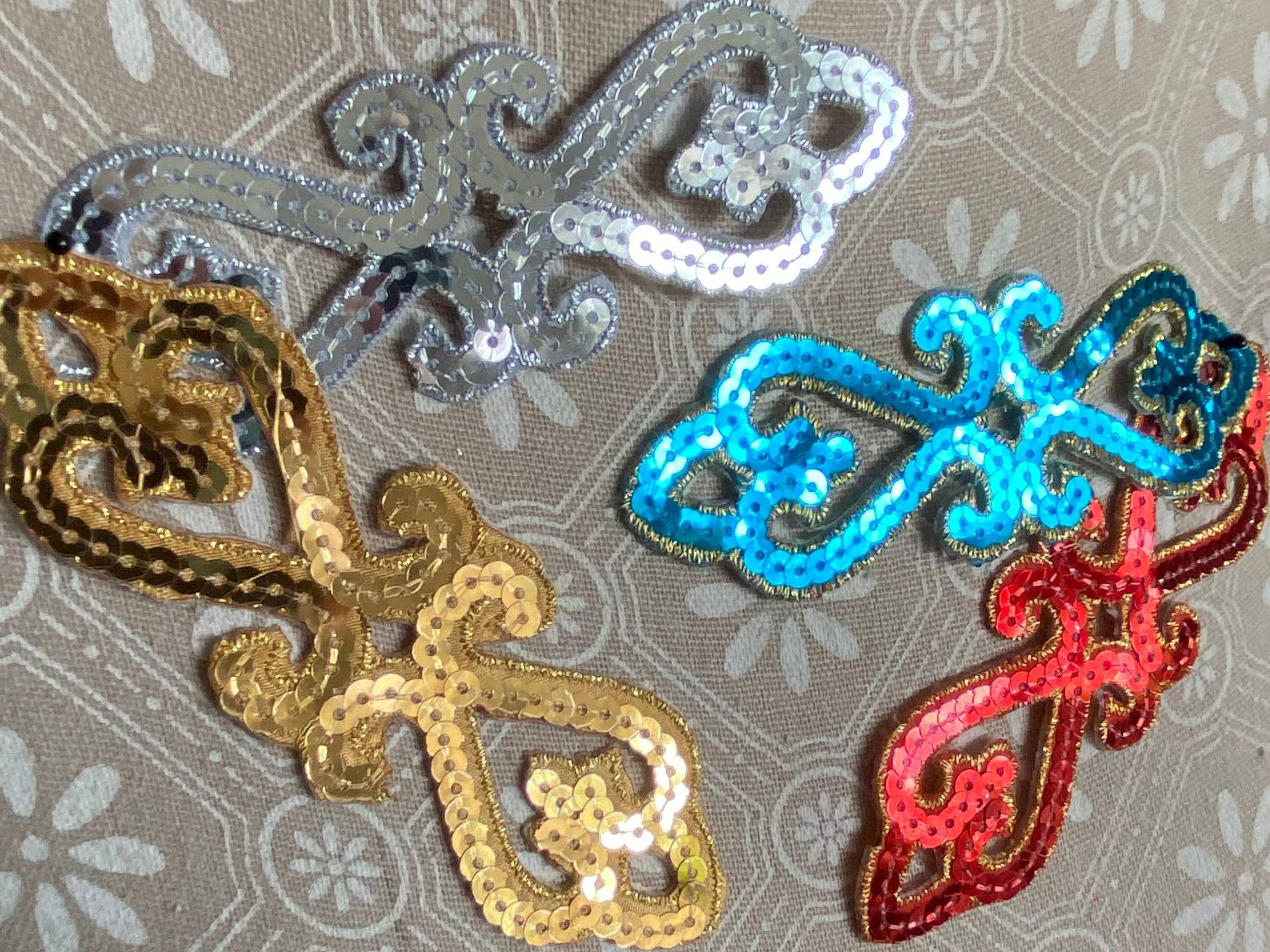 Kleine Ornament Applikation Mit Pailetten Zum Aufbügeln - Türkis Gold Silber Rot Orientalisch Hochzeit Party Kleid Natur Floral Diy Kleine Ornament Applikation Mit Pailetten Zum Aufbügeln - Türkis Gold Silber Rot Orientalisch Hochzeit Party Kleid Natur Floral Diy von PATCHERIA