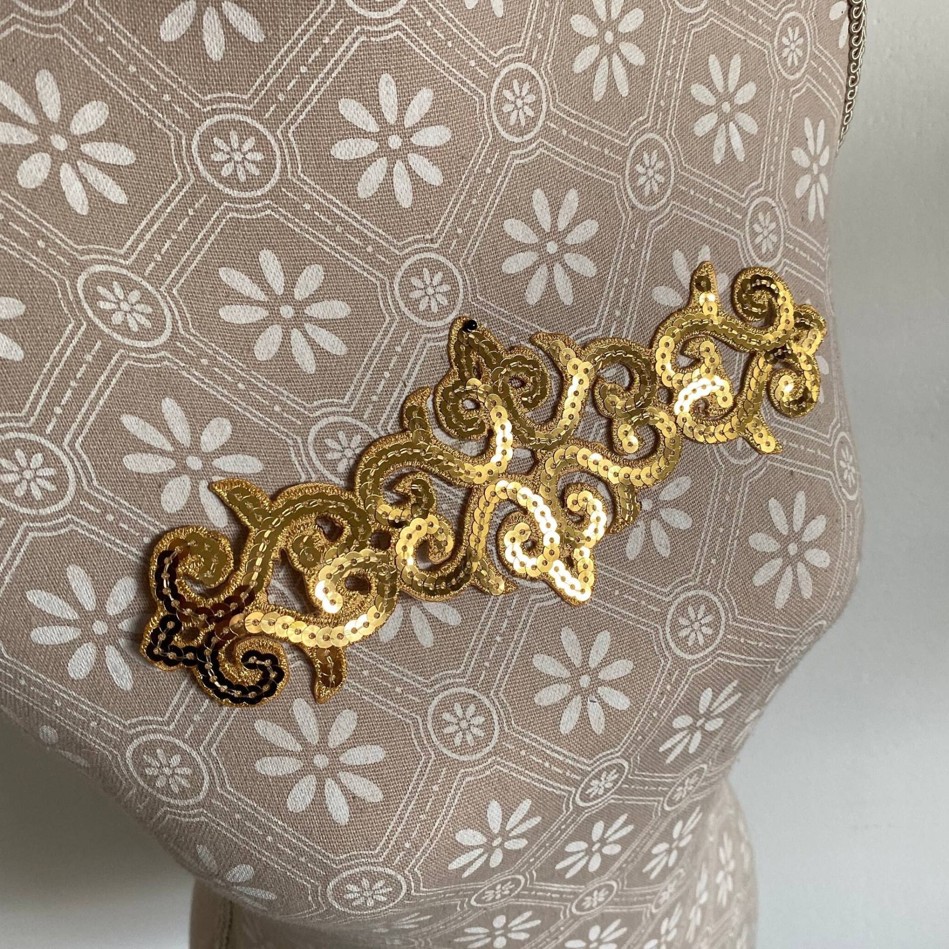 Ornament Applikation Mit Pailetten Zum Aufbügeln - Türkis Gold Silber Rot Orientalisch Hochzeit Party Kleid Natur Floral Diy Ornament Applikation Mit Pailetten Zum Aufbügeln - Türkis Gold Silber Rot Orientalisch Hochzeit Party Kleid Natur Floral Diy von PATCHERIA