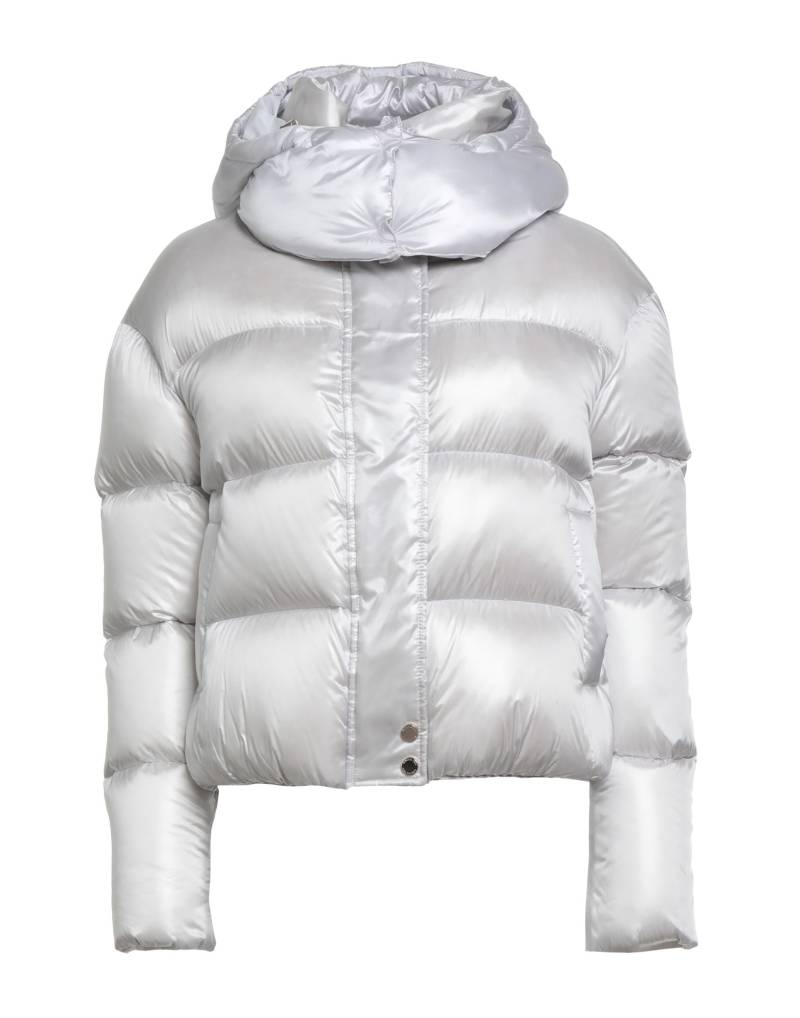 PATRIZIA PEPE Pufferjacke & Daunenjacke Damen Hellgrau PATRIZIA PEPE Pufferjacke & Daunenjacke Damen Hellgrau von PATRIZIA PEPE