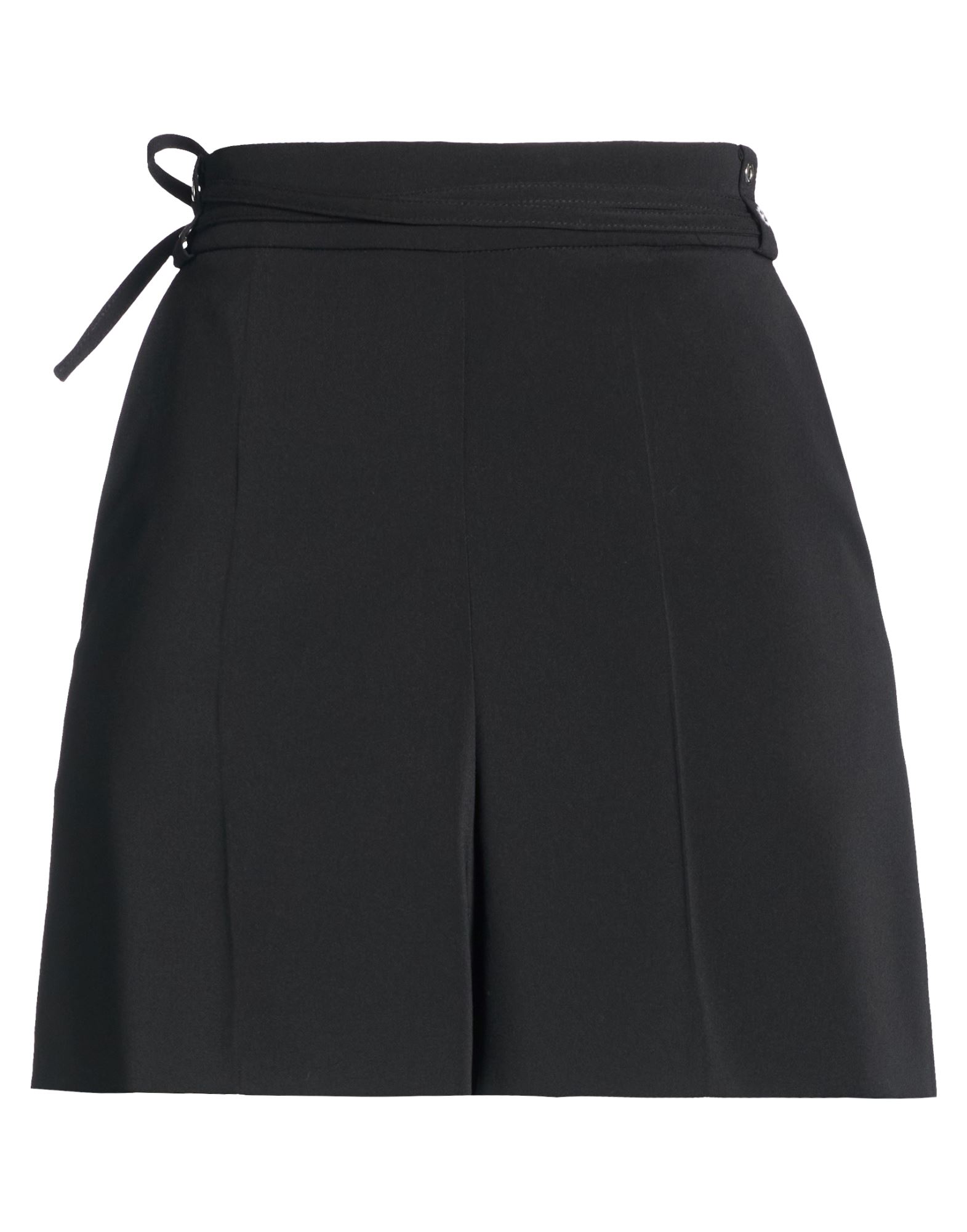 PATRIZIA PEPE Shorts & Bermudashorts Damen Schwarz von PATRIZIA PEPE