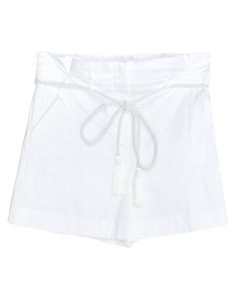 PATRIZIA PEPE Shorts & Bermudashorts Damen Weiß von PATRIZIA PEPE