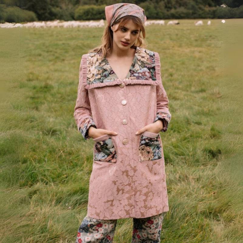 Herbst-Frauen-Mantel, Weinlese-Trenchcoat Großer Kragen-Herbst-Oberbekleidung, Herbst-Outfit-Idee Herbst-Frauen-Mantel, Weinlese-Trenchcoat Großer Kragen-Herbst-Oberbekleidung, Herbst-Outfit-Idee von PATSEGESTUDIO