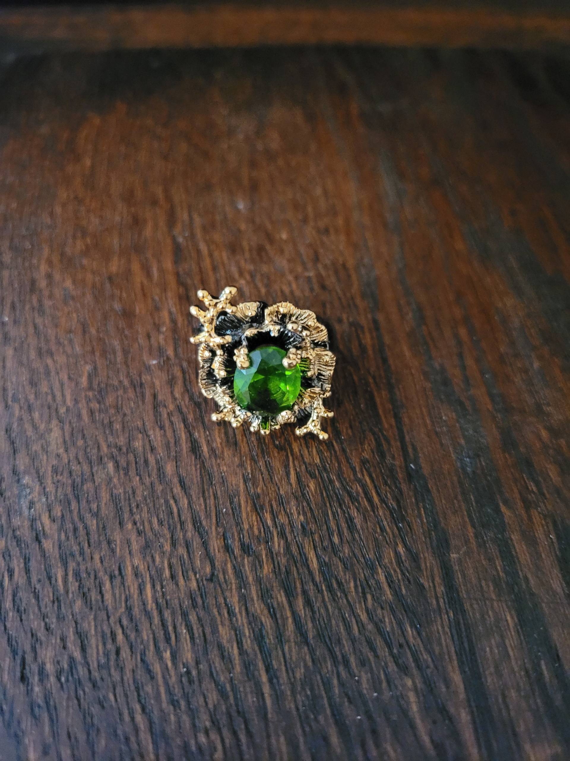 Peridot Ring von PAVIABoutique