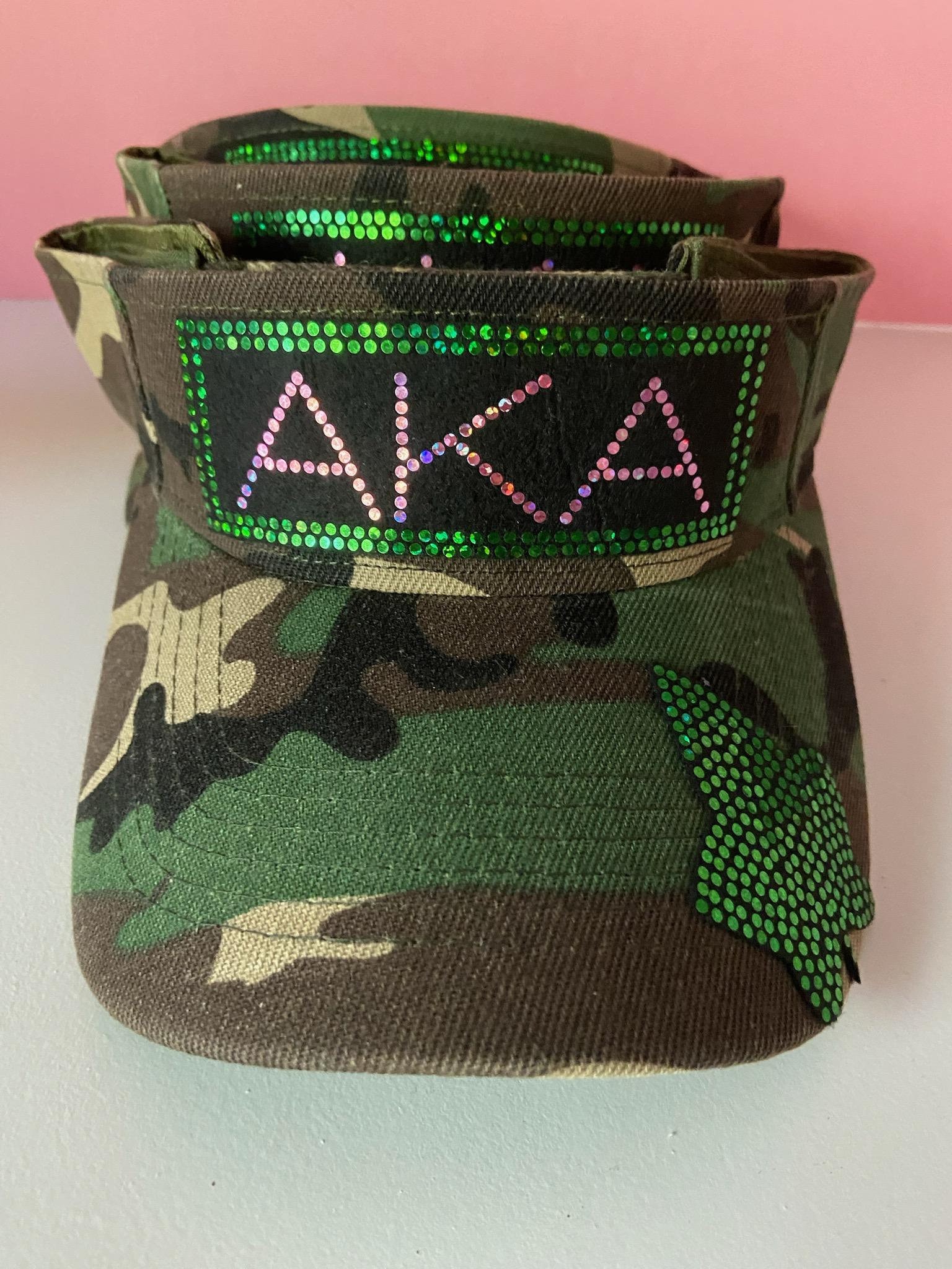 Aka Camo/Denim Visor, Aka, 1908, Efeublatt, Glitzermützen Aka Camo/Denim Visor, Aka, 1908, Efeublatt, Glitzermützen von PBGalLLC