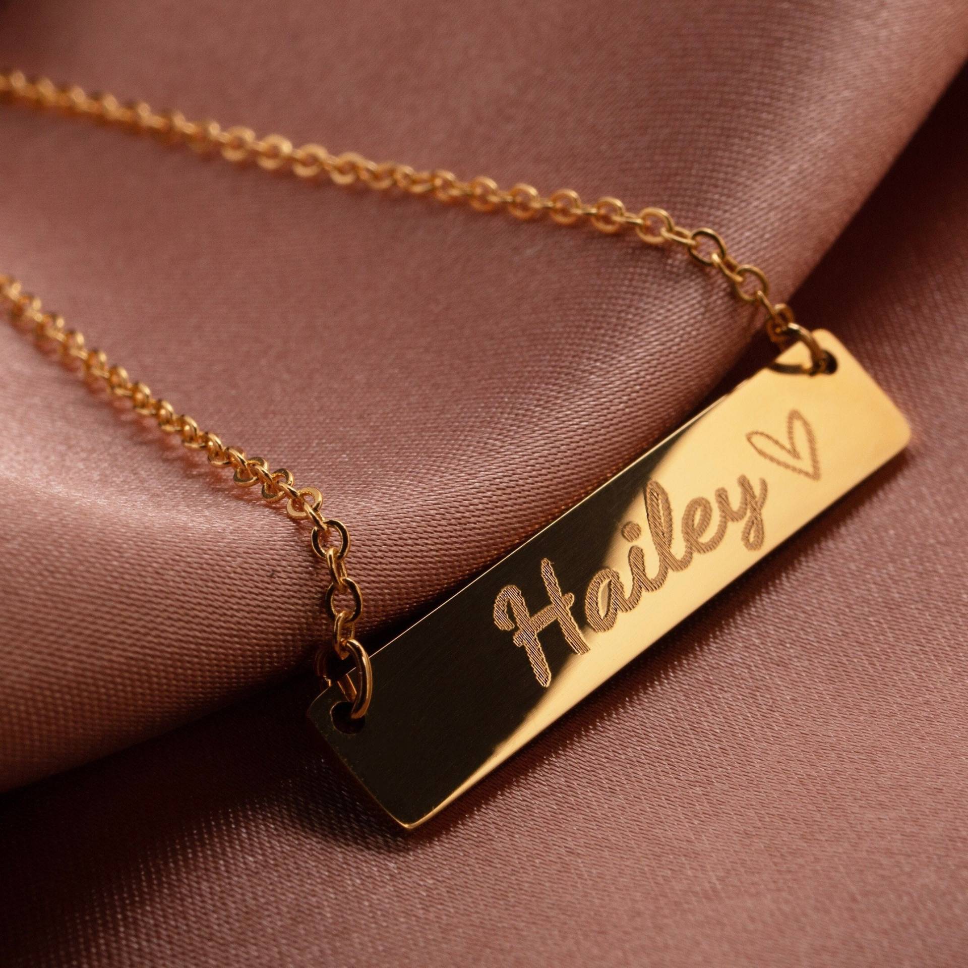 Muttertagsgeschenk Personalisierte Bar Halskette Jahrestagsgeschenk 16 Karat Vergoldetes Geburtstagsgeschenk Muttertagsgeschenk Personalisierte Bar Halskette Jahrestagsgeschenk 16 Karat Vergoldetes Geburtstagsgeschenk von PBJewelryGift
