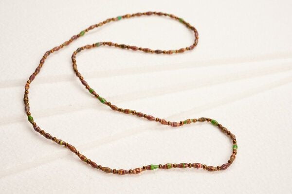 PEARLS OF AFRICA Lange Halskette aus filigranen Papierperlen "ACHOLI MALAIKA" von PEARLS OF AFRICA