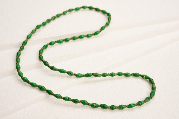 PEARLS OF AFRICA Lange Halskette aus filigranen Papierperlen "ACHOLI MALAIKA" von PEARLS OF AFRICA