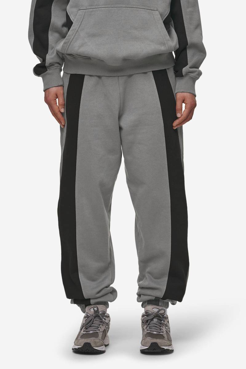 Amira High Waisted Sweat Pants Washed Deep Grey Black von PEGADOR®