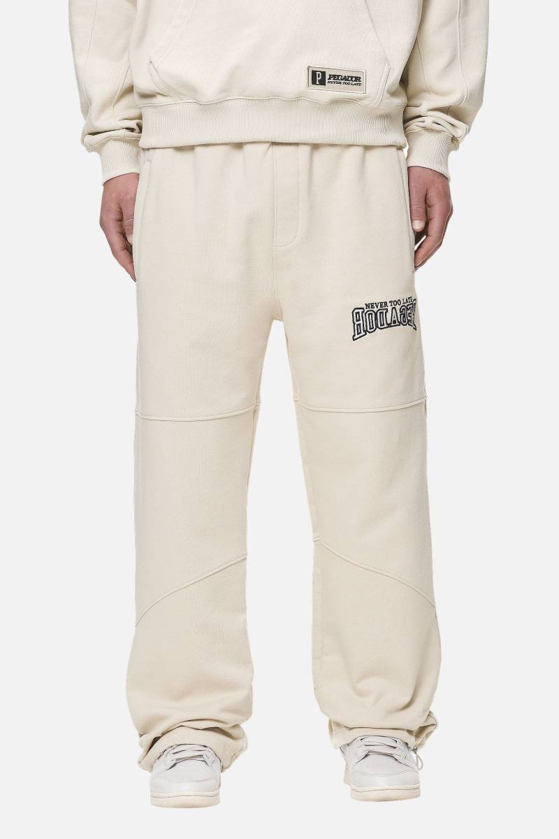 Beech Baggy Sweat Pants Washed Desert Sand von PEGADOR®