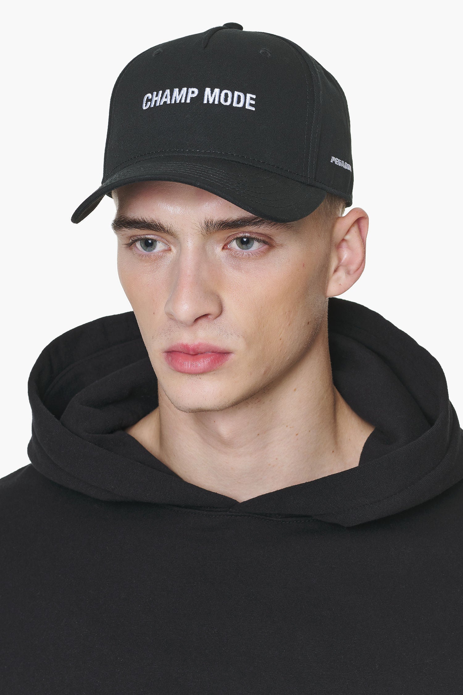 Champ Cap Onyx Black von PEGADOR®