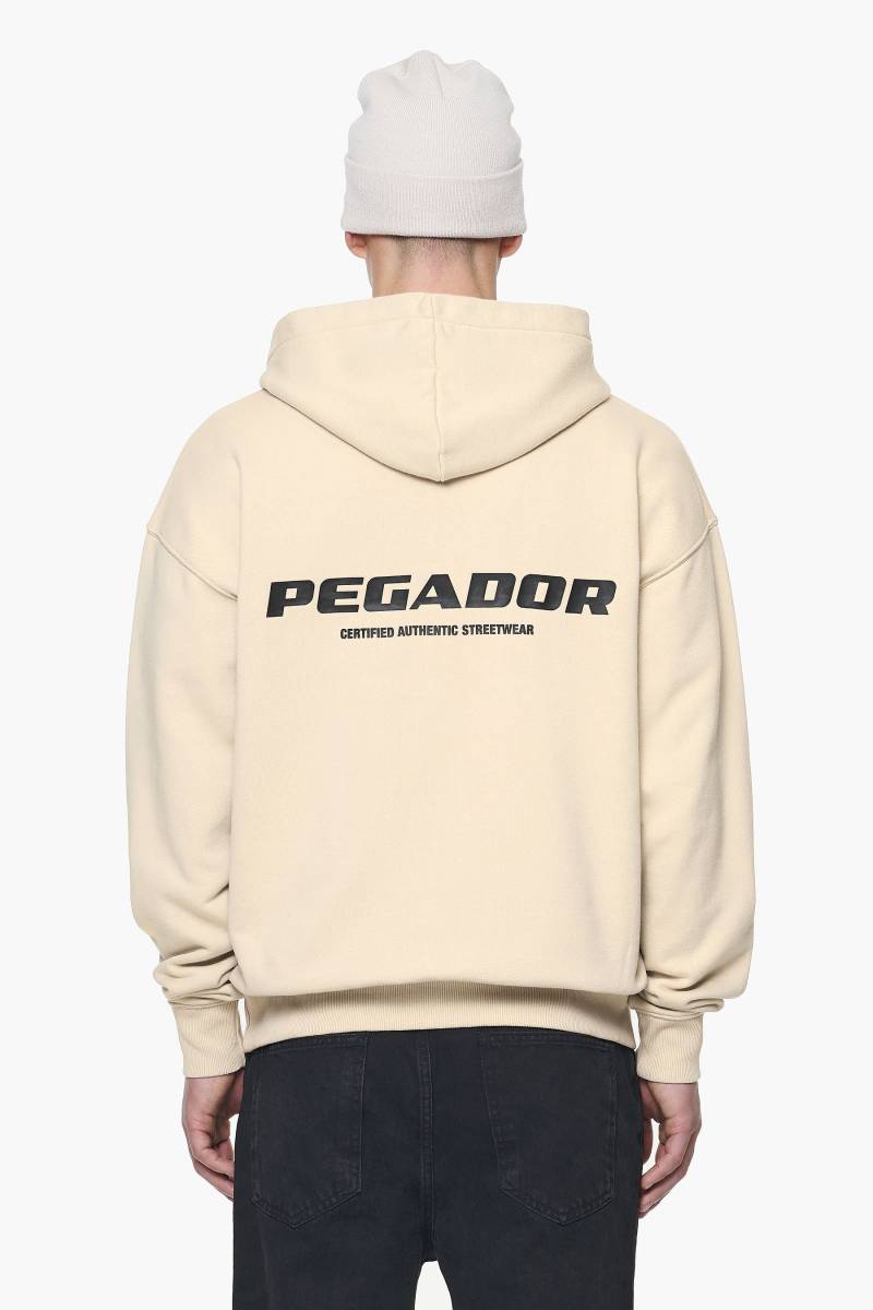Colne Logo Oversized Hoodie Vintage Washed Kingdom Beige Gum von PEGADOR®