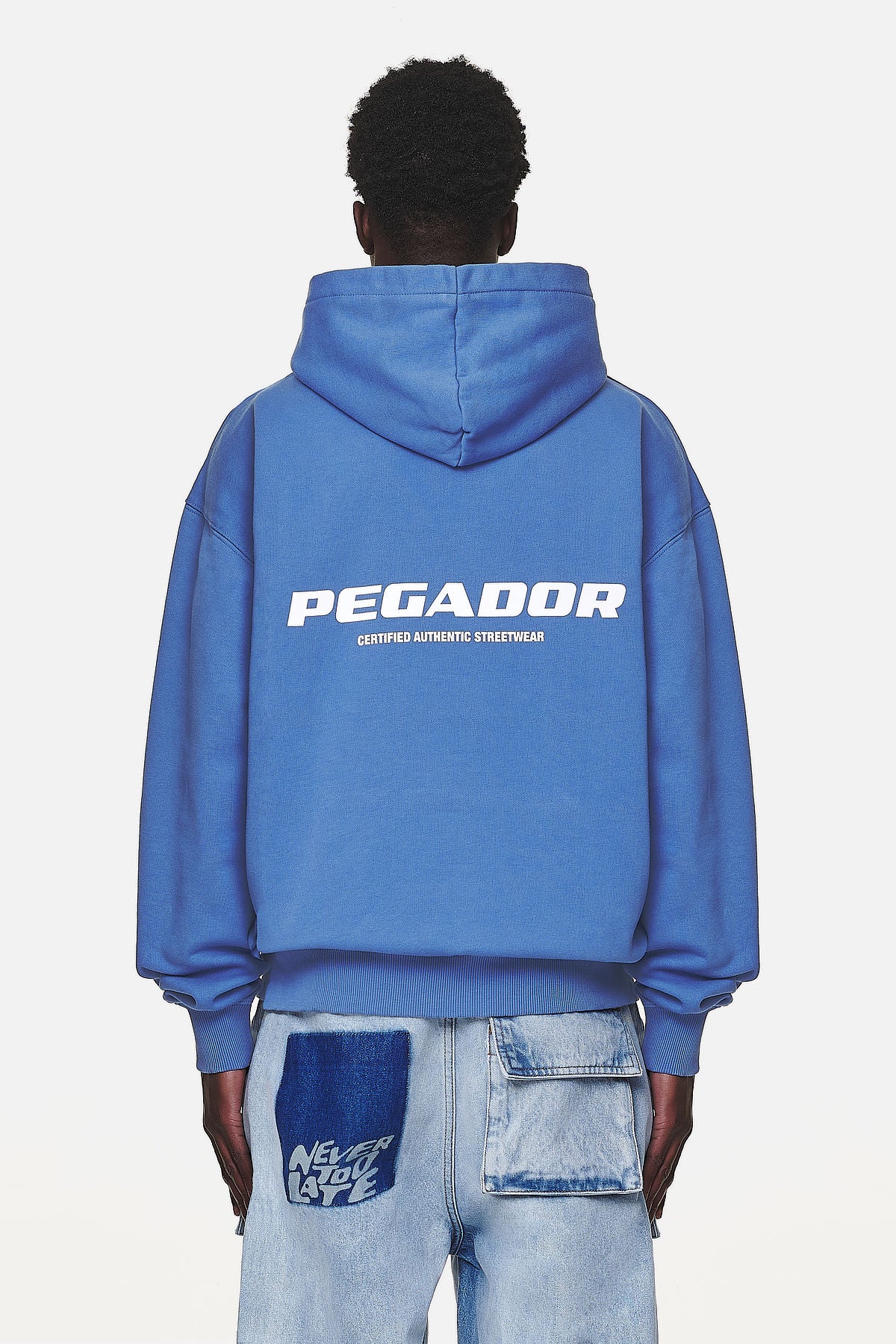 Colne Logo Oversized Hoodie Washed Retro Blue von PEGADOR®