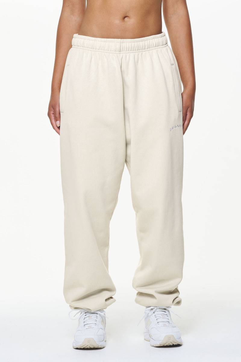 Durward High Waisted Sweat Pants Vintage Washed Bone White von PEGADOR®