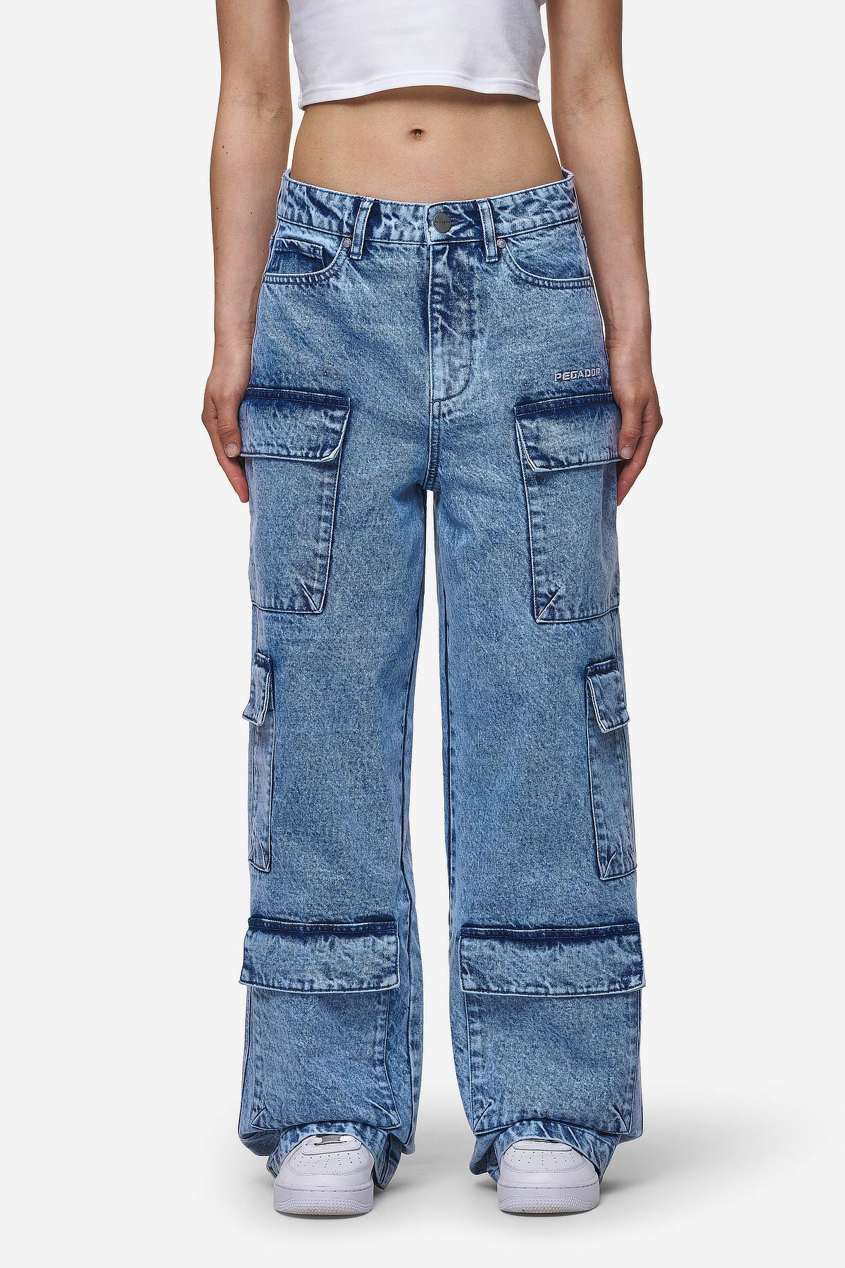 Leli High Waist Cargo Jeans Washed Denim Blue von PEGADOR®