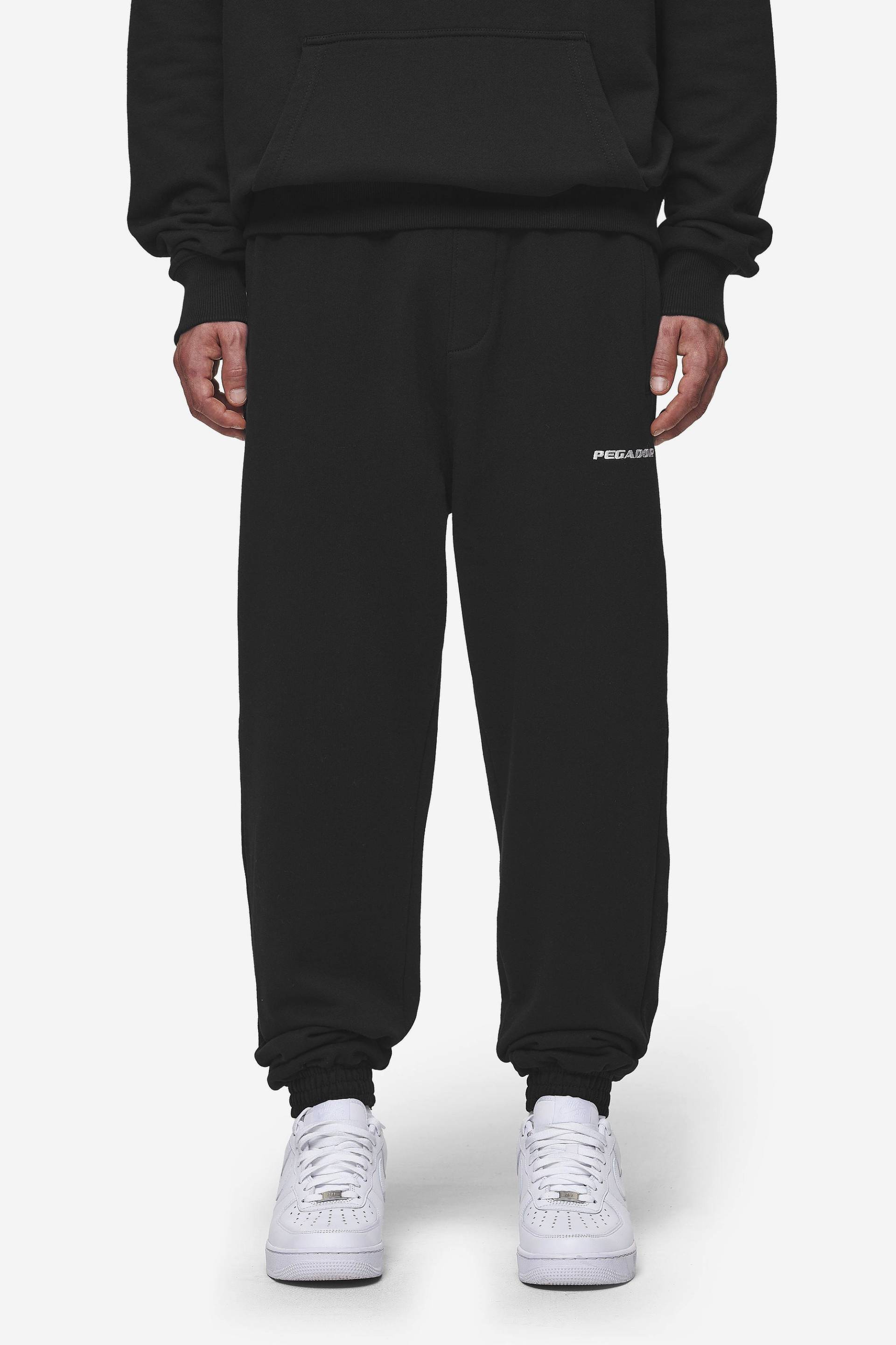 Logo Heavy Sweat Jogger Washed Black von PEGADOR®