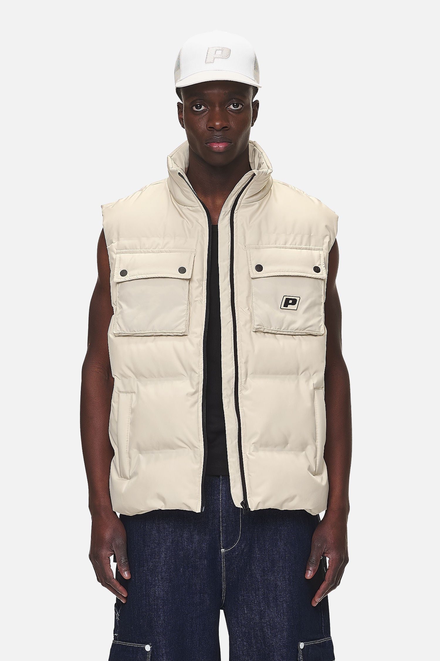 Tarbal Cargo Puffer Vest Desert Sand von PEGADOR®
