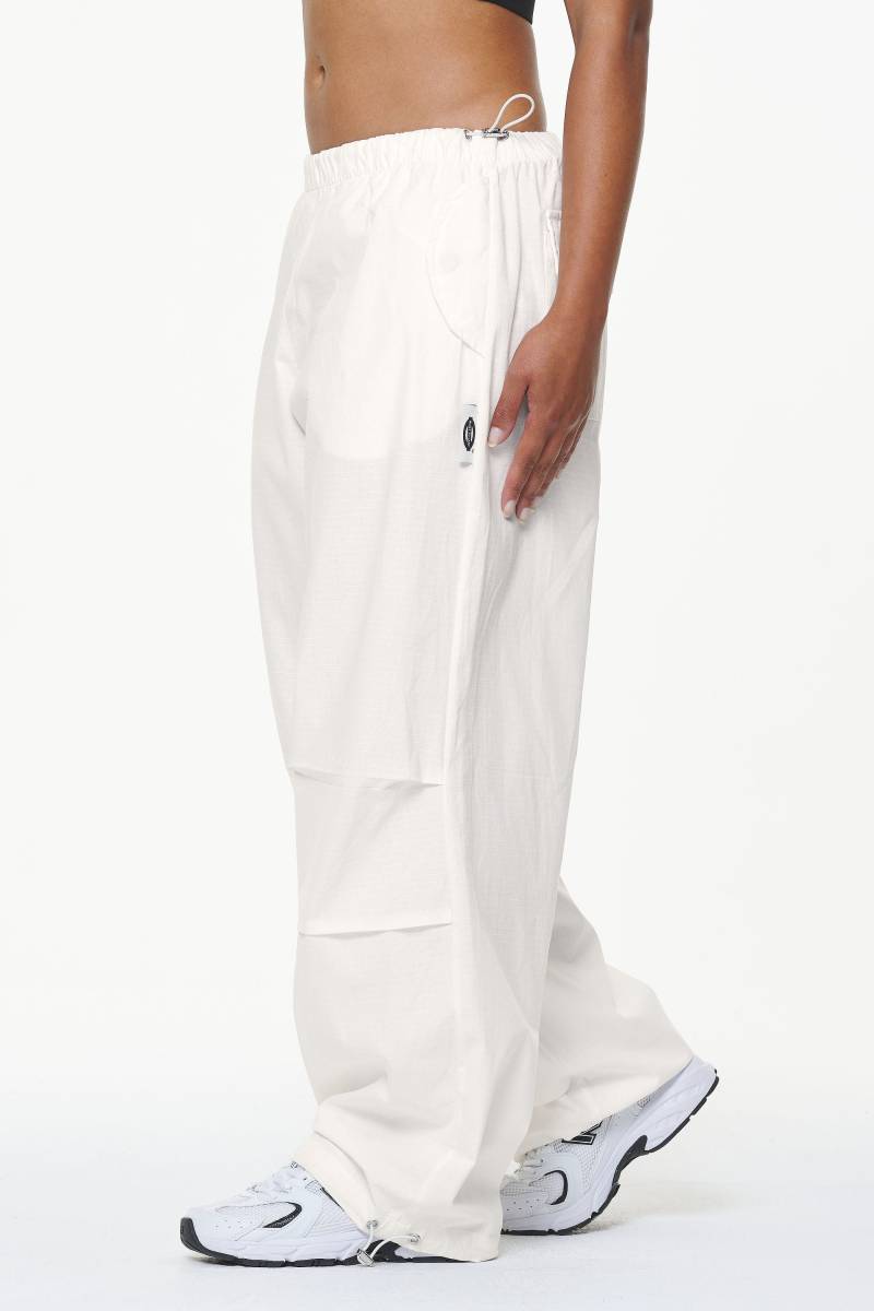 Tower Skydiver Track Pants Vintage Washed Bone White von PEGADOR®