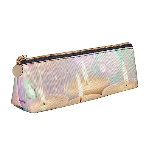 Merry Christmas Candle Pencil Case Leather Pencil Pouch Portable Cosmetic Bag Triangle Pen Bag Storage Bag for Work Office Travel, weiß, Einheitsgröße, Münzbeutel von PEIXEN