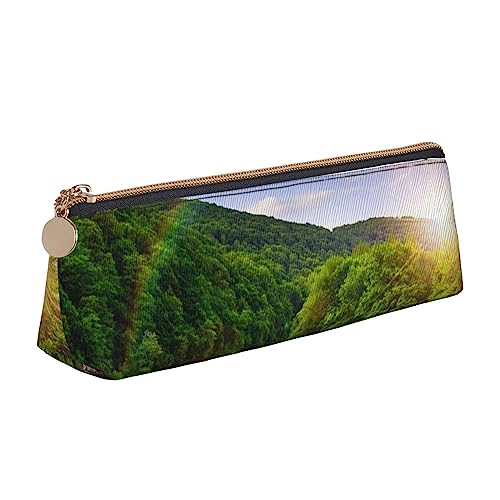 Mountain Valley mit Regenbogen Federmäppchen Leder Federmäppchen Tragbare Kosmetiktasche Dreieck Stifttasche Aufbewahrungstasche für Arbeit Büro Reisen, weiß, Einheitsgröße, Münzbeutel von PEIXEN