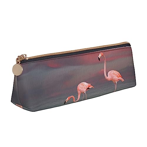 Rosa Flamingo Federmäppchen Leder Bleistift Tasche Tragbare Kosmetiktasche Dreieck Stifttasche Aufbewahrungstasche für Arbeit Büro Reisen, weiß, Einheitsgröße, Münzbeutel von PEIXEN