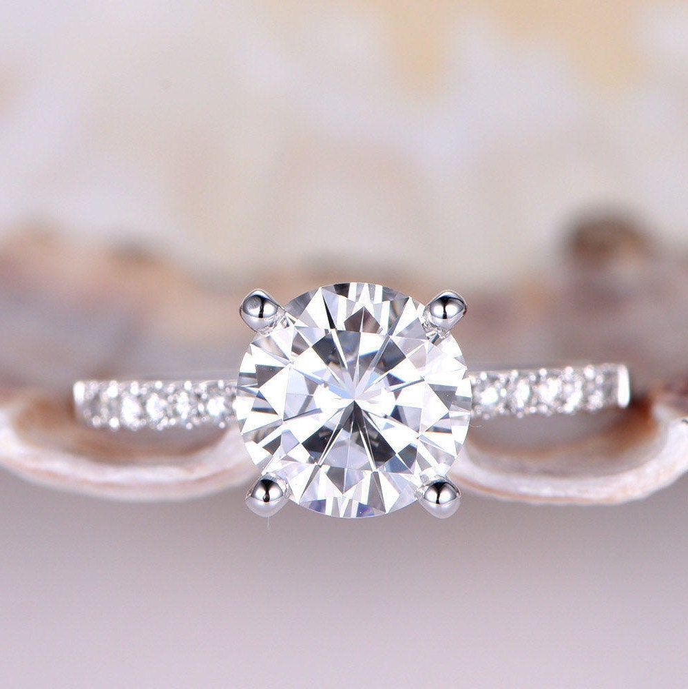 1.3Ct Brilliant Moissanit Verlobungsring 7mm Rund Ring 14K Weiß Gold Diamant Ehering Brautring von PENNIjewel