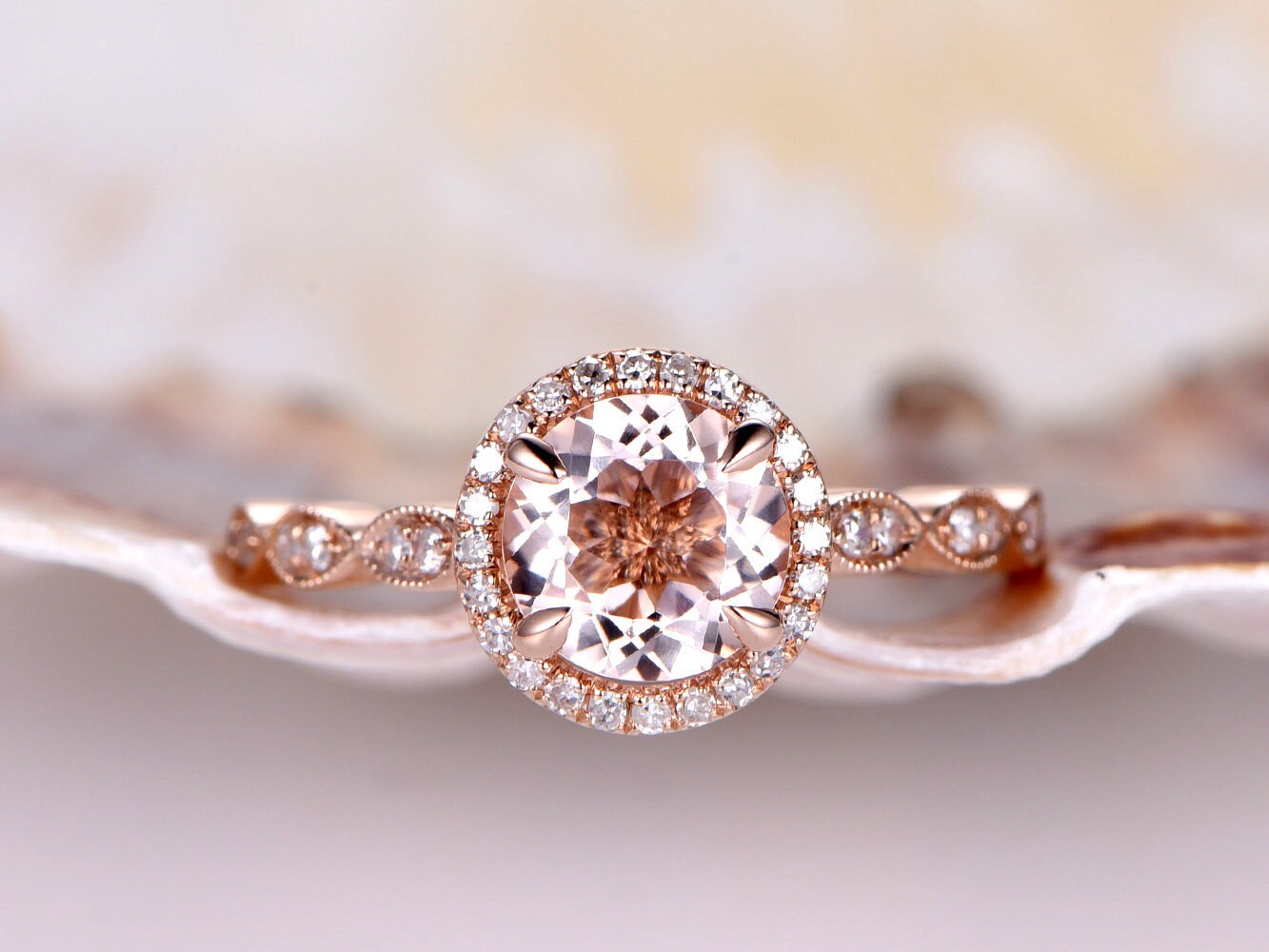 7mm Rundschliff Natürlicher Morganit Verlobungsring Art Deco Diamant Ehering 14K Rose Gold Halo Ring Jahrestag Geschenk Für Frauen von PENNIjewel