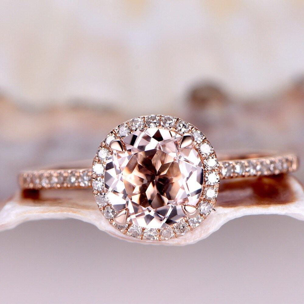 7mm Rundschliff Unikat Morganit Verlobungsring Roségold Diamant Halo Ring Ehering Brautring Prong Set von PENNIjewel