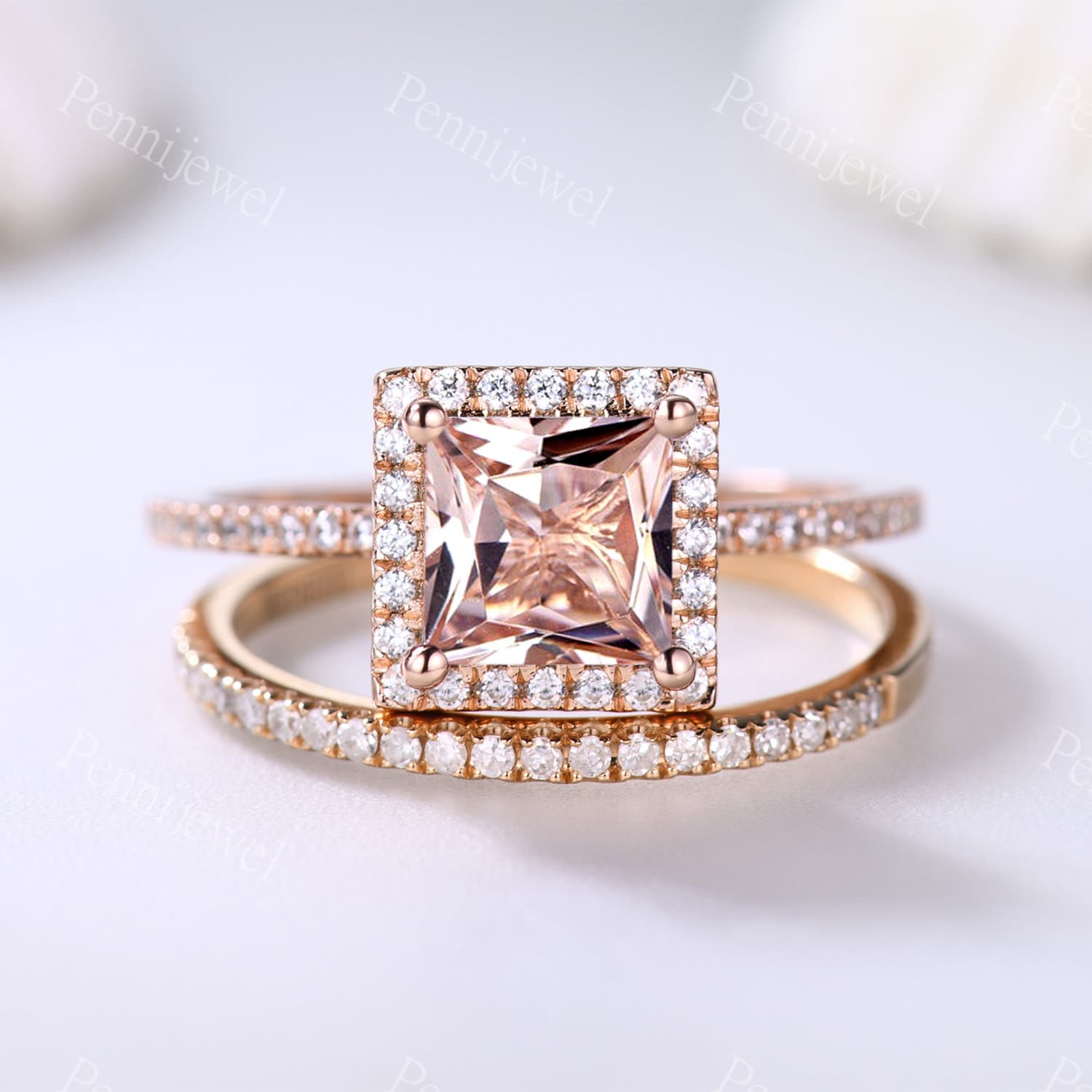 Art Deco Princess Cut Morgantit Ring Set Stapelring Rosegold Diamant Halo Verlobung Jahrestag Band Versprechen von PENNIjewel