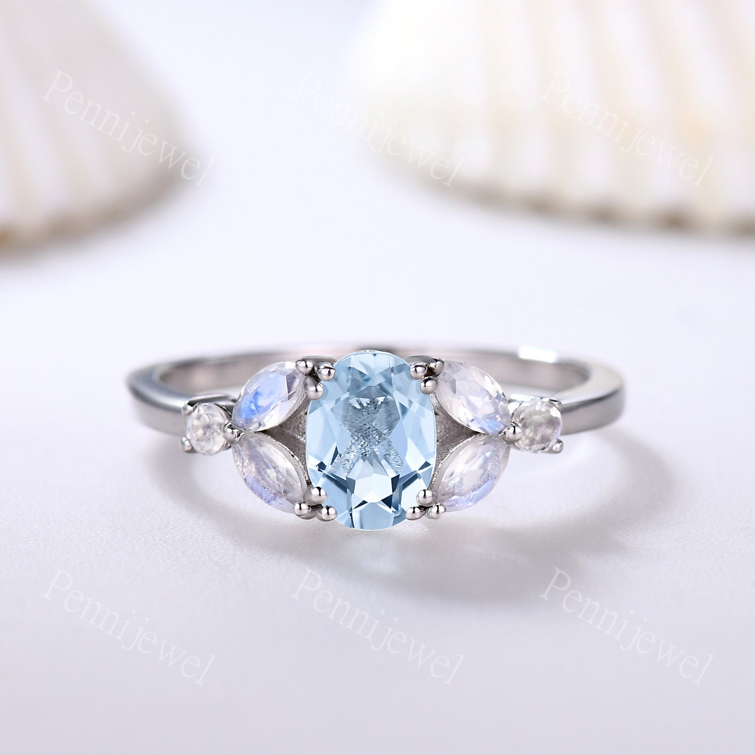 Einzigartiger Aquamarin Damen Täglicher Ring Oval Cut Verlobungsring März Geburtsstein Marquiseförmiger Mondstein Sterling Silber von PENNIjewel