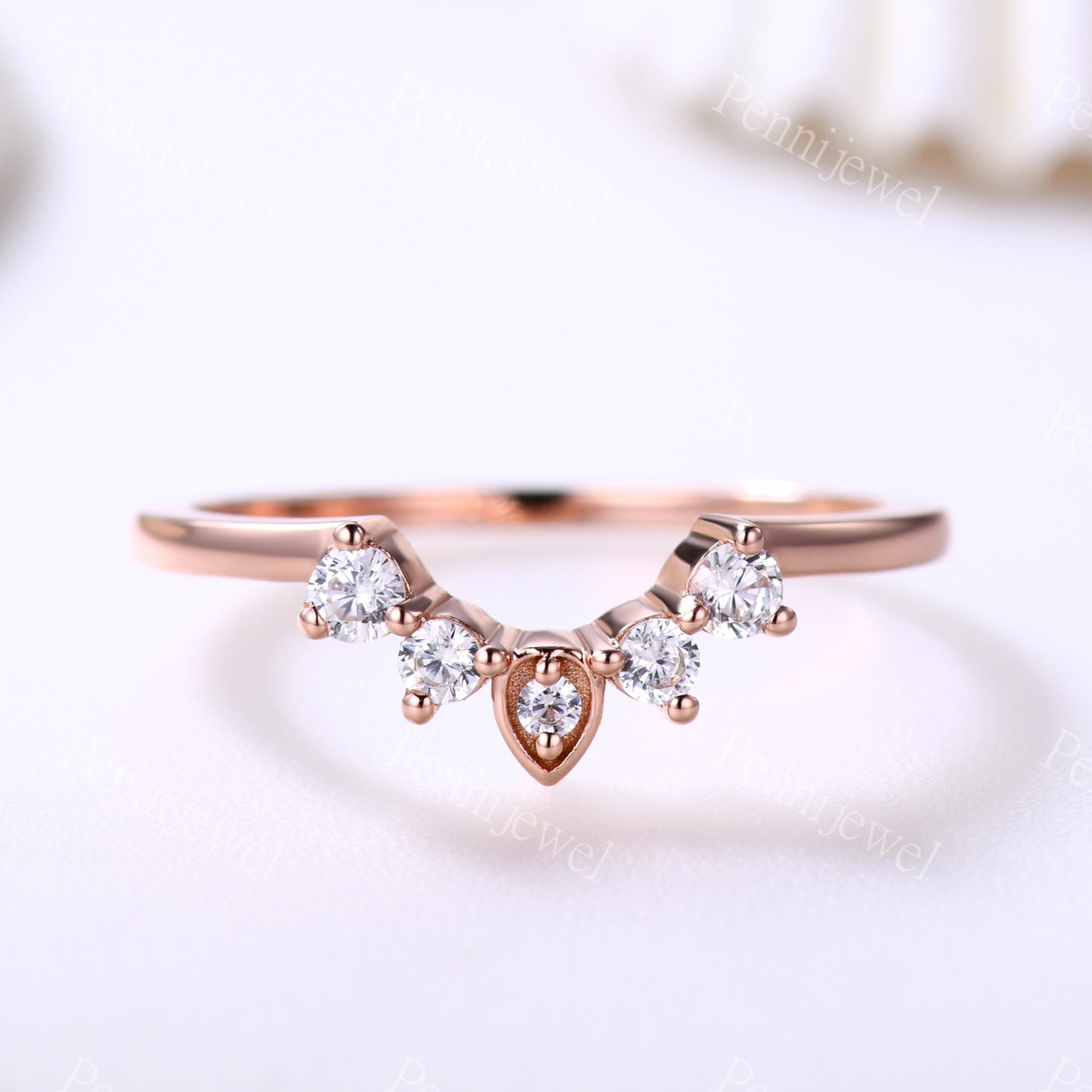 Geschwungener Diamant Ehering, Rosegold Ring, Geschwungener Ehering, Jahrestag Geschenk Für Sie, Geburtsstein April, Verlobung Ehering von PENNIjewel