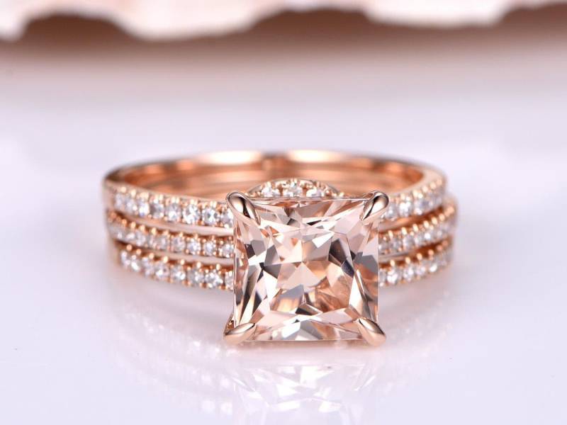 Morganit Engagment Ring Set Damen Roségold Diamant Halbe Ewigkeit 8mm Princess Cut Stein Stapeln Braut Korb Darunter 3Stk von PENNIjewel