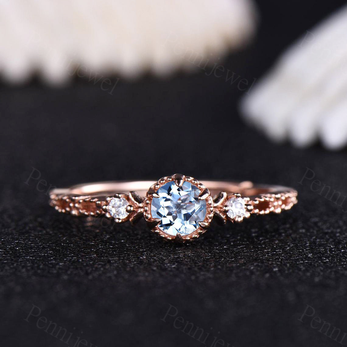 Natürlicher Aquamarin Ehering Zierliche Verlobungsring Solitär Ring Diamant Band 14K Rose Gold März Geburtsstein Geschenk von PENNIjewel