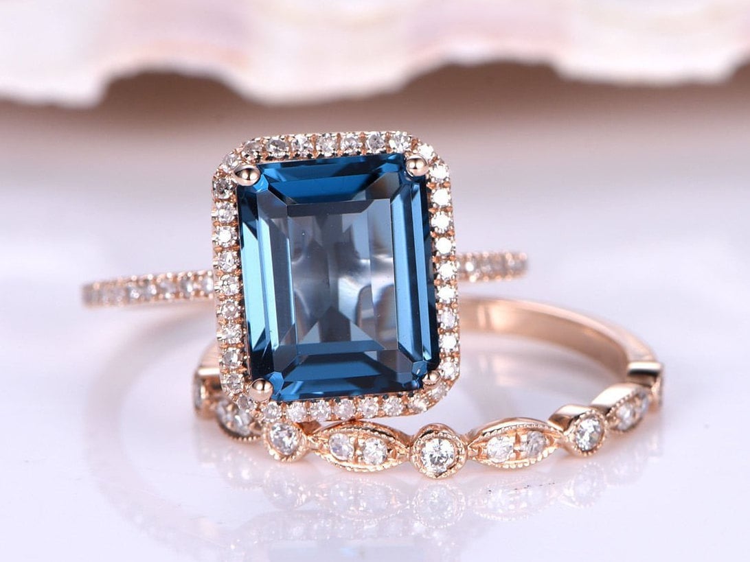 Topas Verlobungsring Set London Blauer Ring Diamant Ehering Halb Eternity Solid 14K Rose Gold Edelstein Milgrain von PENNIjewel