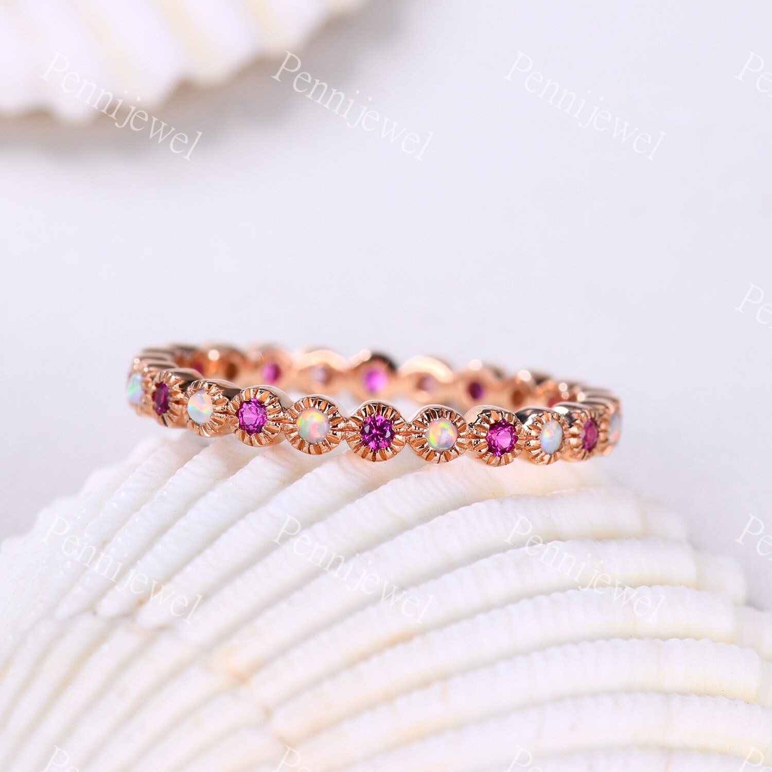 Unikat Rosegold Full Eternity Opal Rubin Ring, Milgrain Passendes Band, 1, 5mm Stapelband, Valentinstag Geschenk, Rubin Versprechen Ring von PENNIjewel