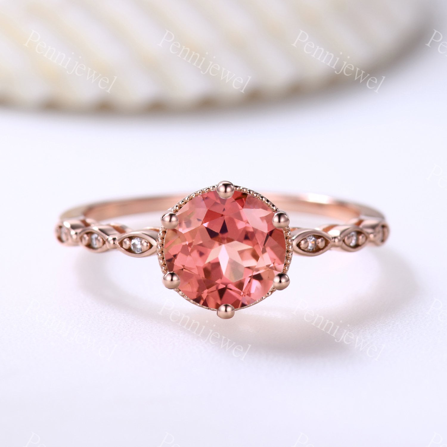 Vintage Padparadscha Saphir Ring, Rose Gold Ring, Halb Eternity Diamant Band, Orange Ringe, Geschenk Für Frauen von PENNIjewel