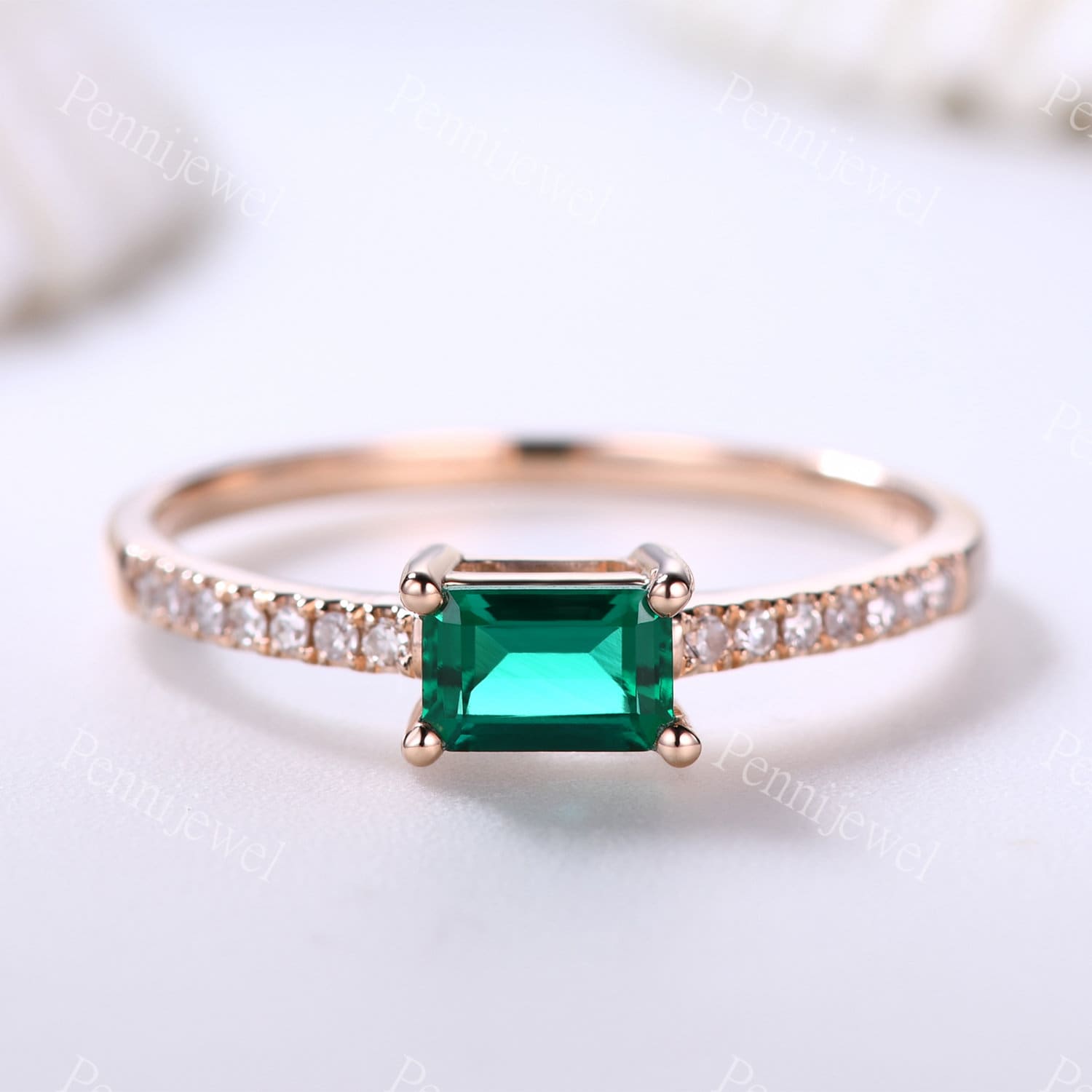 Zierlicher Smaragd Diamant Verlobungsring, 4x6mm Baguette Smaragd, Rose Gold Ehering, Mai Birthstone, Jahrestag Versprechen Ring Geschenk von PENNIjewel