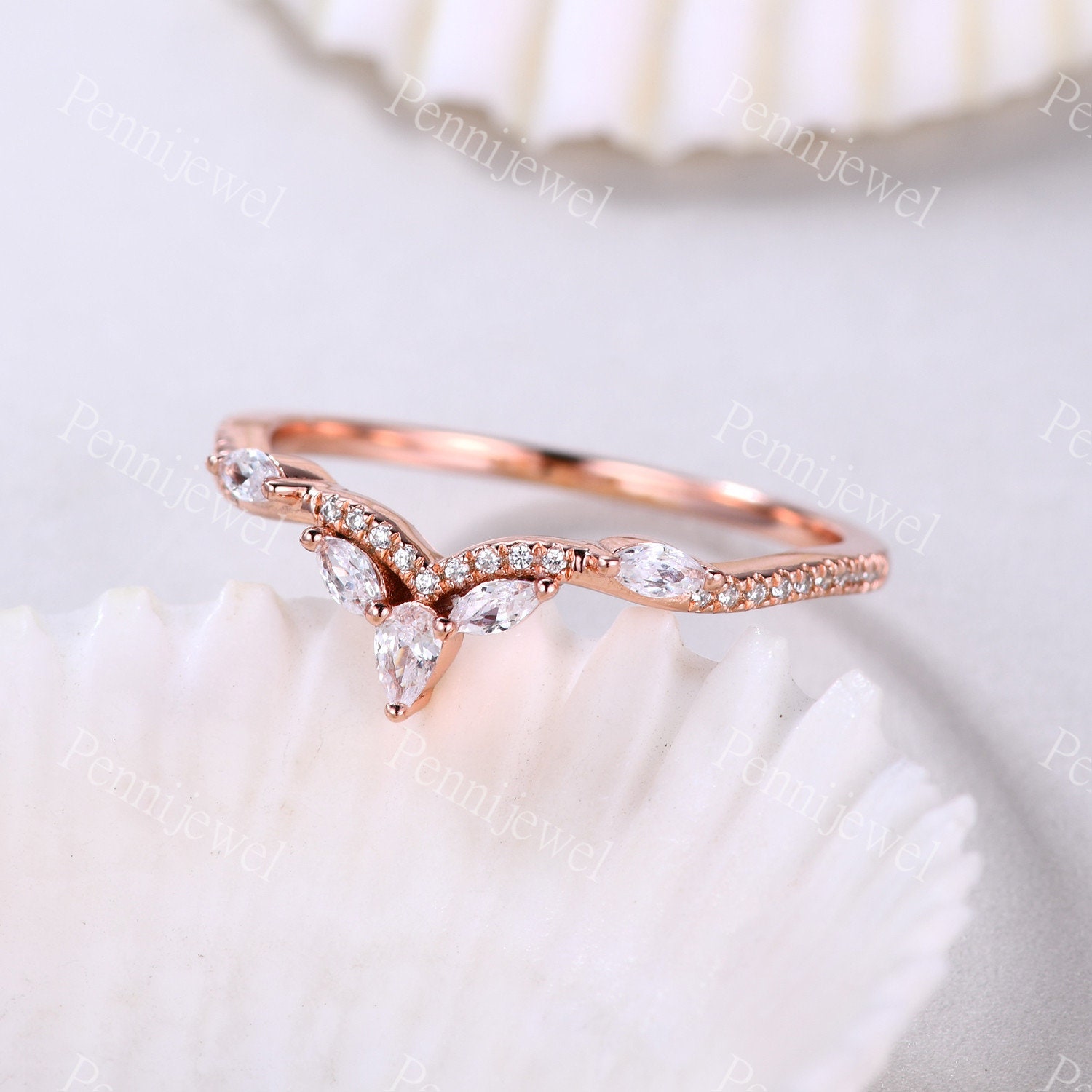 Zweig Vine Moissanit Hochzeitsband, Jahrestag Geschenk, Pear & Marquise Cut Ring, Rosegold, Half Eternity Curved Band von PENNIjewel