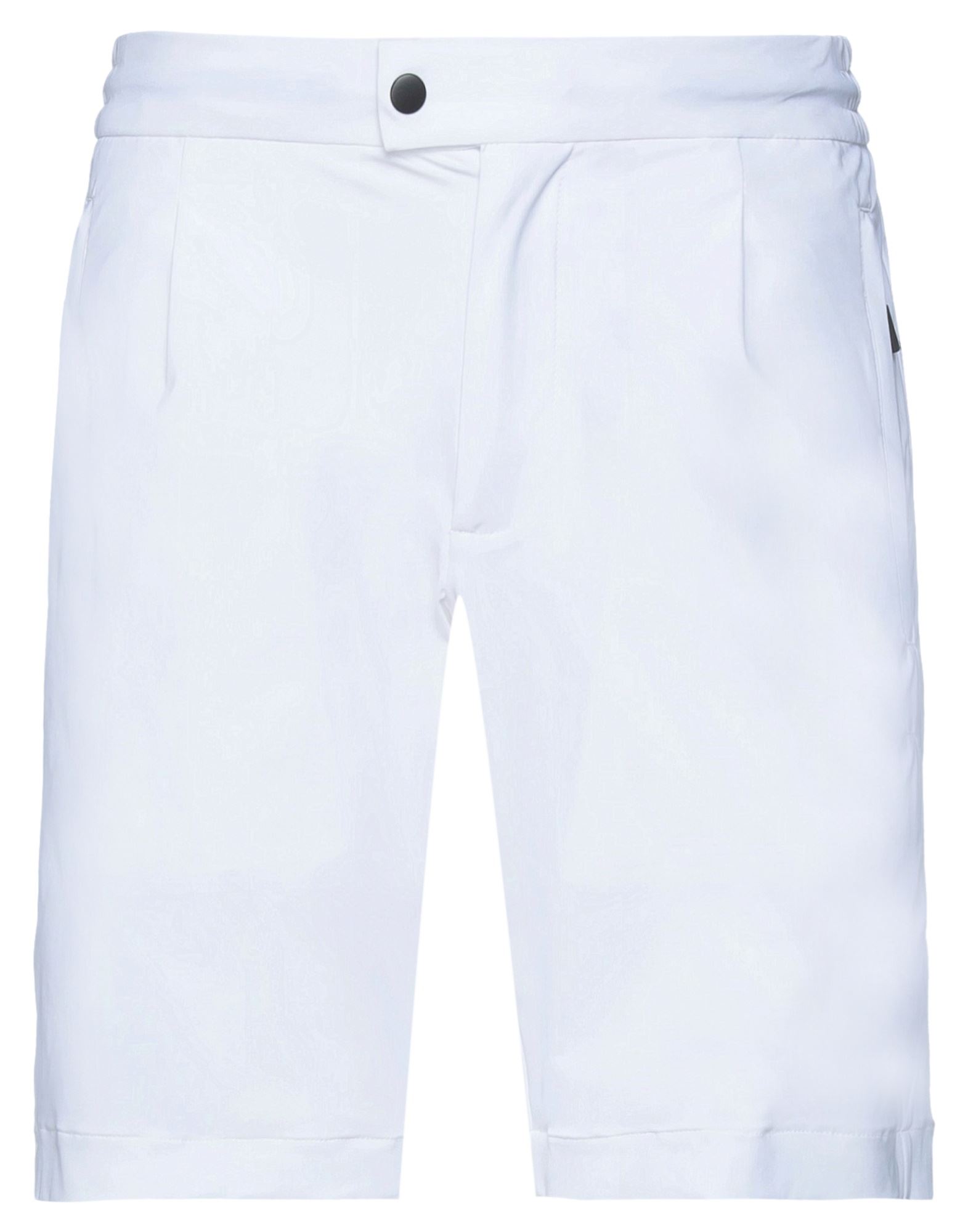 PEOPLE OF SHIBUYA Shorts & Bermudashorts Herren Weiß von PEOPLE OF SHIBUYA