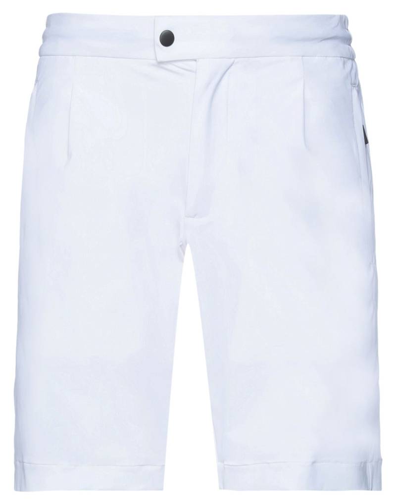 PEOPLE OF SHIBUYA Shorts & Bermudashorts Herren Weiß von PEOPLE OF SHIBUYA