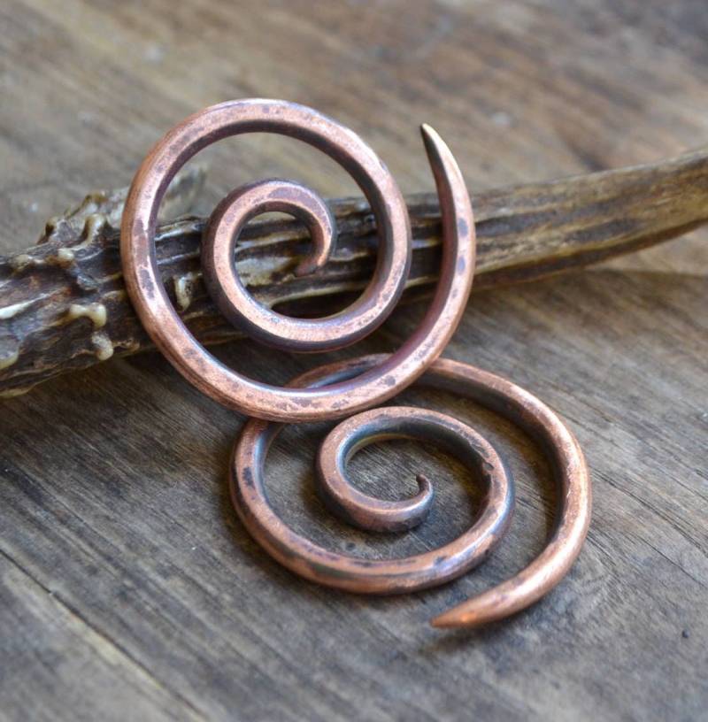 Spiral Gauge Ohrringe, Boho Ohrgewicht, Kupfer Ohrgewichte, Tunnel Gedehnte Ohr Plugs von PERLABLU