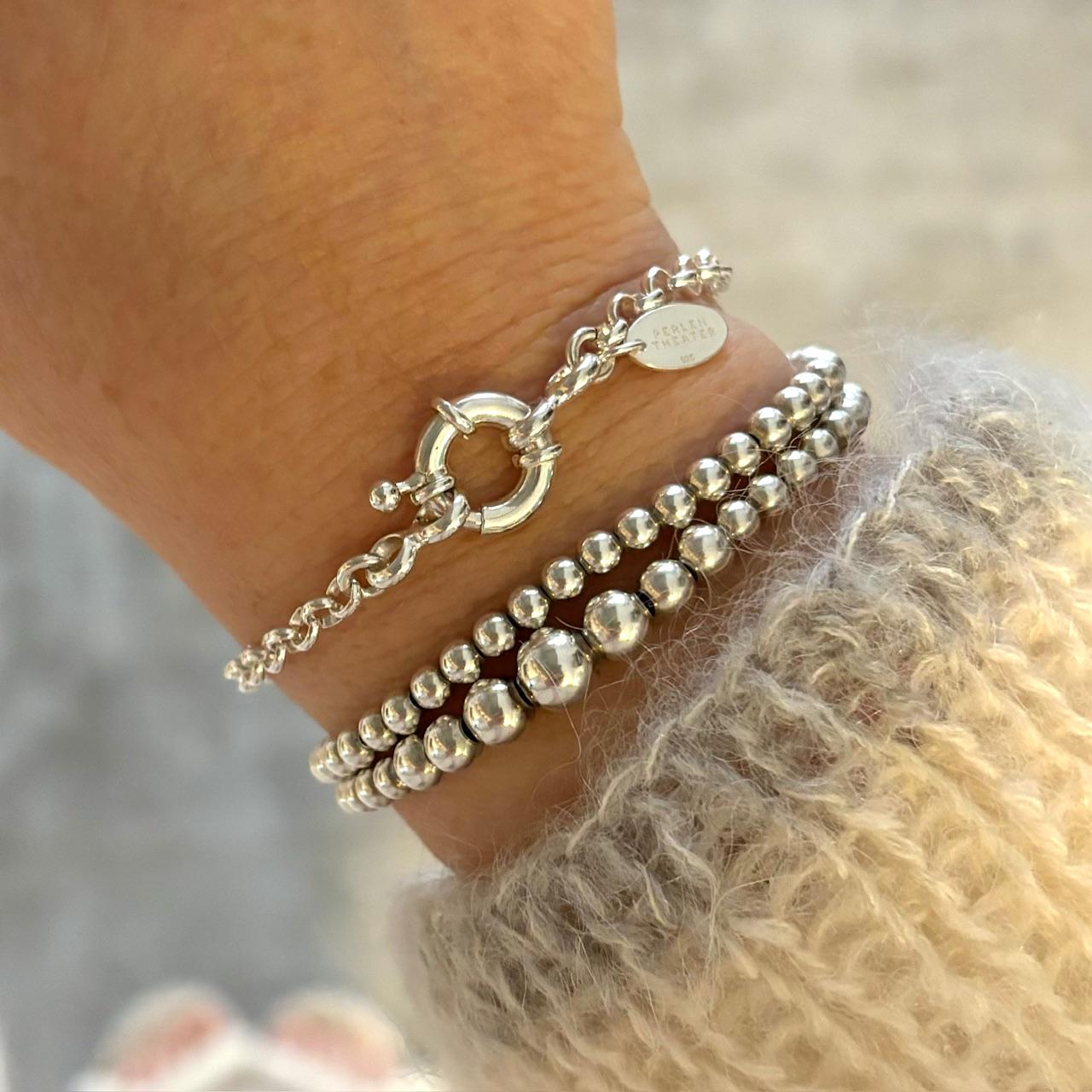 Armband 925 Silber Mit Großem Federring - Edles Erbsketten-Design Zeitloses Schmuckstück, Handgefertigt, Ein Perfektes Geschenk Für Frauen Armband 925 Silber Mit Großem Federring - Edles Erbsketten-Design Zeitloses Schmuckstück, Handgefertigt, Ein Perfektes Geschenk Für Frauen von PERLENTHEATERde