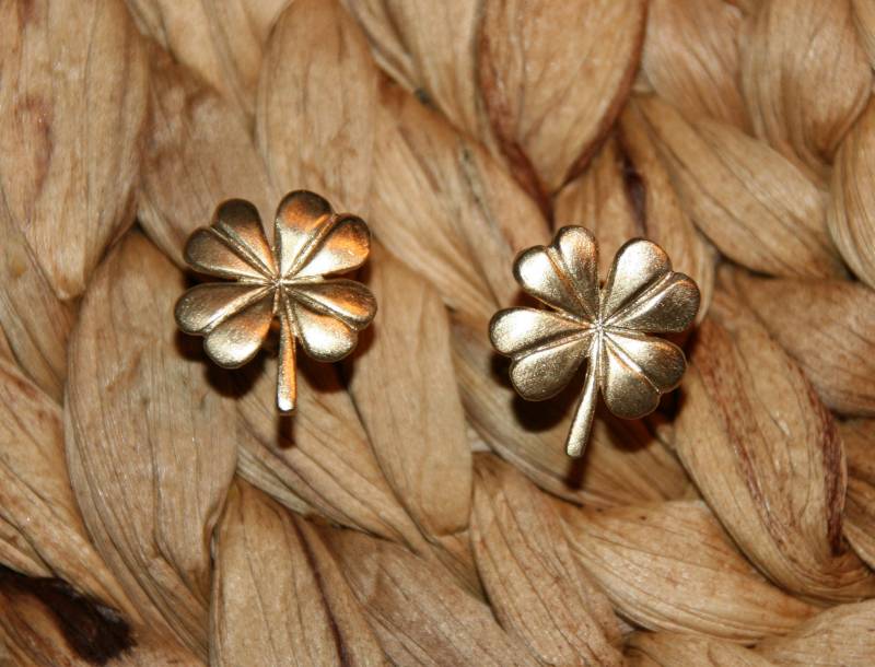 Ohrstecker Kleeblatt Aus Silber, Vergoldet von PERLMUTTundMEHR