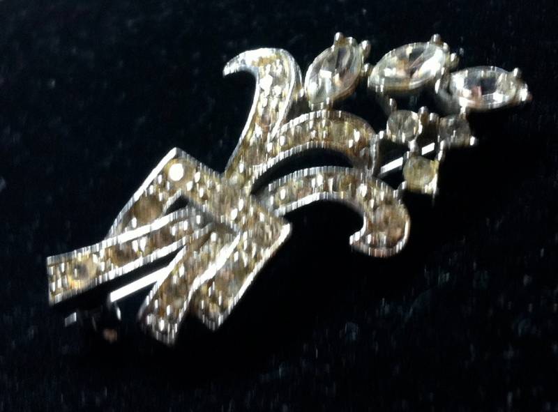 1960S Vintage Fleur De Lis Strass Brosche 3cm X 2cm 1960S Vintage Fleur De Lis Strass Brosche 3cm X 2cm von PERSONALimage