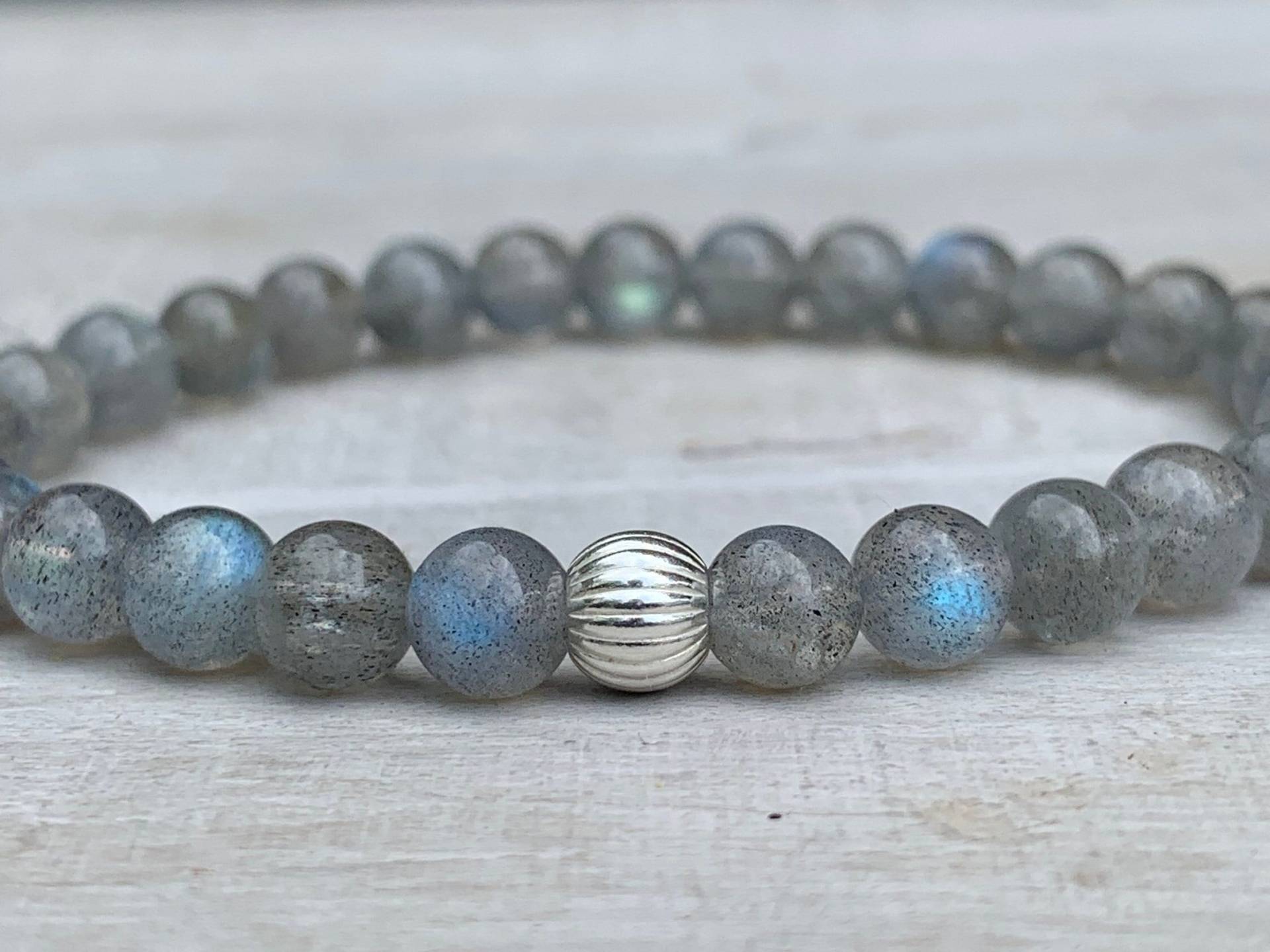 Labradorit Armband | Edelsteinarmband Graues Aus Edelstein Perlenarmband Echter Labradoit Schmuck 925 Sterling Silber Perle von PFIRSICHHIMMEL